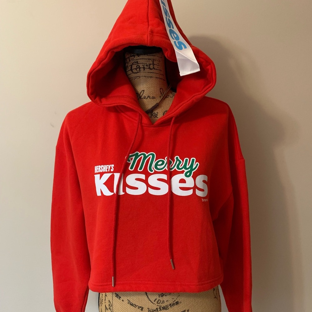 FOREVER 21 red Holiday Hersheys Merry Kisses cropped hoodie Size LG (GUC+)